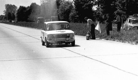 Krzysztof Rogalski i Paweł Stranz – Fiat 124.